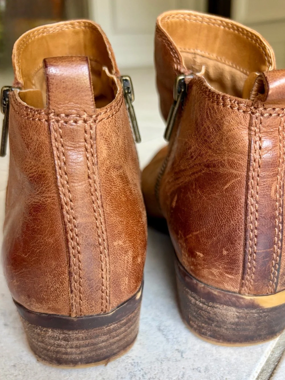 Lucky Brand Brown Distressed Leather Ankle Boots Booties Size 9M / EU 40